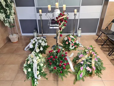 Zakład Pogrzebowy Funerali-Jan Szatan, Przemysław Tobór